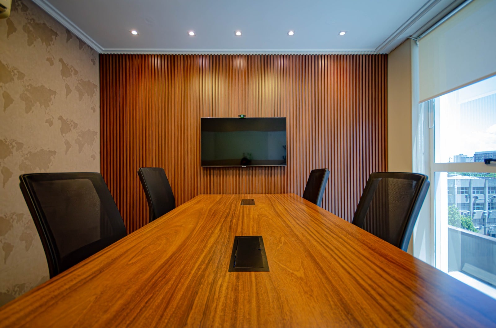 Sala de reuniões do escritório Spillari Ferraz Advogados